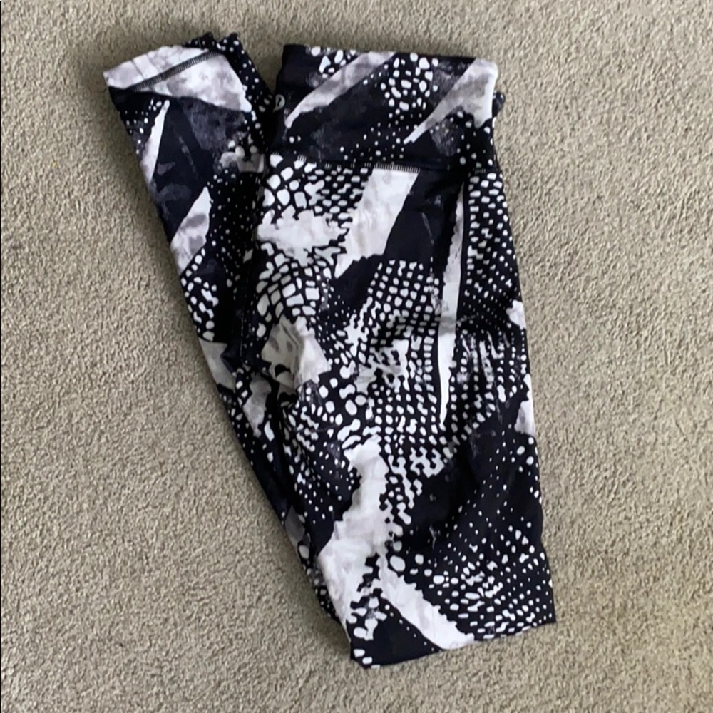 Lululemon wonder under leggings